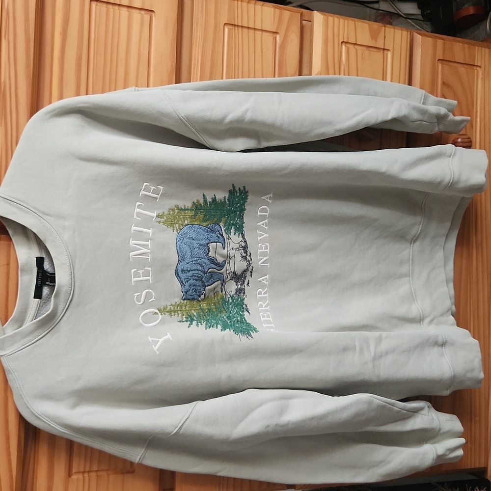 Forever 21 Yosemite Sierra Nevada graphic pullover sweatshirt Large